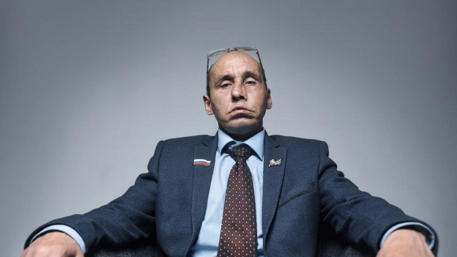 Cineasta ruso enfrenta 8 años de prisión por sketch que se burla de autoridades
