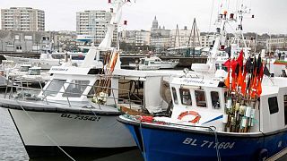 Los pescadores franceses amenazan con tomar medidas de represalia el viernes