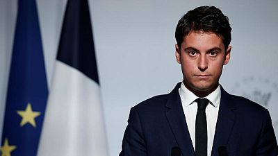 إعادة-فرنسا تستبعد وزيرة الداخلية البريطانية من اجتماع بشأن المهاجرين