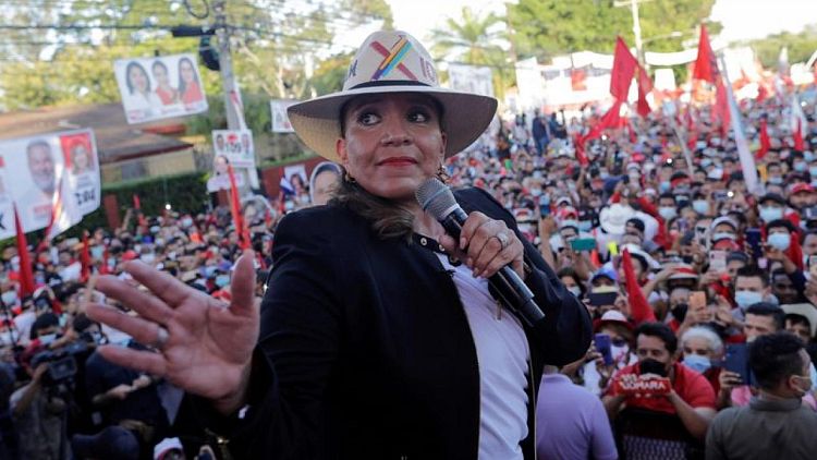 In Sunday's election, Xiomara Castro could end two-party rule in Honduras