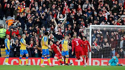 Soccer-Liverpool trounce Southampton, Gerrard enjoys second win with Villa