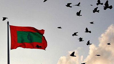 جزر المالديف تحظر المسافرين من سبع دول أفريقية بسبب متحور كورونا