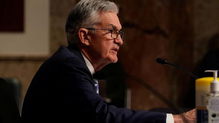 RESUMEN-Powell dice política monetaria de la Fed debe abordar rango de resultados plausibles