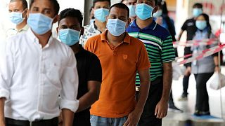 ماليزيا ترصد أول حالة إصابة بالسلالة أوميكرون