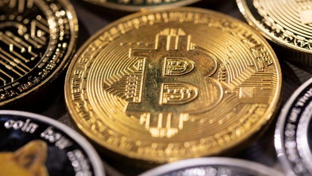 bitcoin-tumbles-5-following-this-weekend-s-crypto-crash