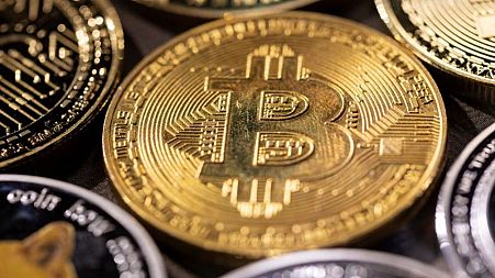 Bitcoin tumbles 5% after a weekend cryptocurrency crash brought on by investors' Omicron fears