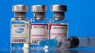 Mixing vaccines boosts immune response; experimental saliva test nearly as accurate as PCR Mixing vaccines boosts immune response; experimental saliva test nearly as accurate as PCR