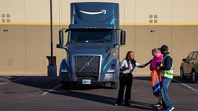 Amazon's trucking ambitions bump up against driver shortage, competition Amazon's trucking ambitions bump up against driver shortage, competition