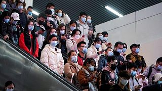 الصين تسجل 63 إصابة جديدة بفيروس كورونا