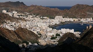 عمان تتوقع تراجع العجز في موازنة 2022