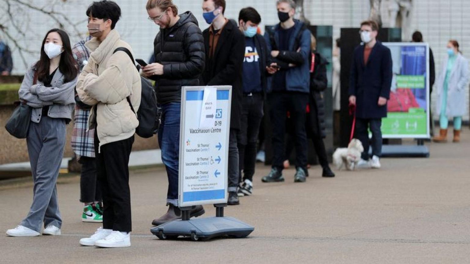 Britain says Omicron spreading at 'phenomenal rate'