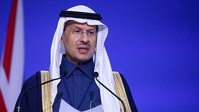 وزير: السعودية تخطط لاستثمار 100 مليار دولار في الطاقة المتجددة