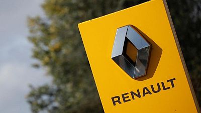 Three Renault unions to sign three-year agreement on Dec. 14 - union sources