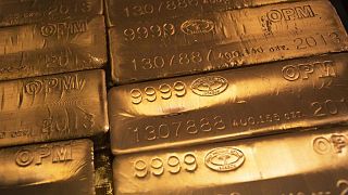 الذهب يستقر مع ترقب المستثمرين لاجتماع مجلس الاحتياطي الاتحادي