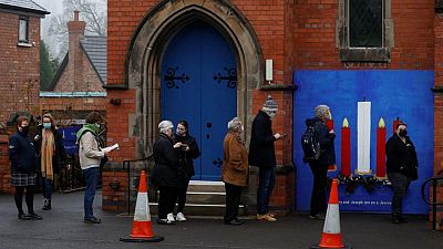 UK faces very difficult four weeks due to Omicron, health security agency says UK faces very difficult four weeks due to Omicron, health security agency says