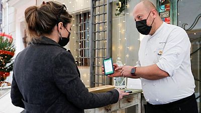 إيطاليا تسجل ‭20677‬ إصابة جديدة بكوفيد-19 و‭120‬ وفاة