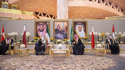 Cumbre árabe del Golfo dice que agresión a un país es "un ataque a todos"