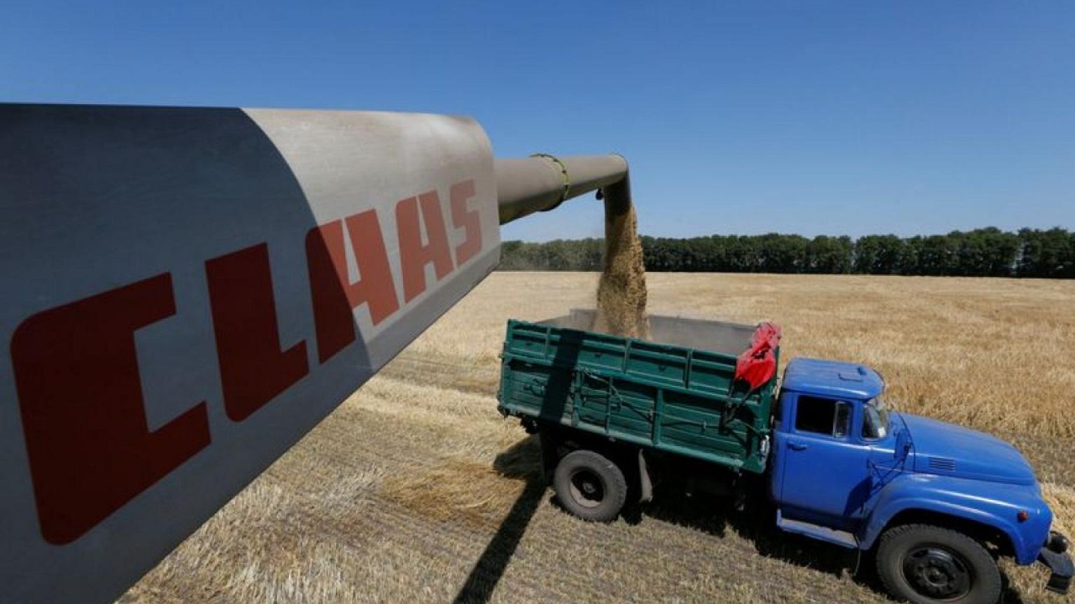 Farm machine maker Claas sees more chip snags in 2022
