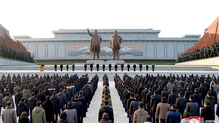 Kim Jong Un celebra el décimo aniversario de la muerte de su padre