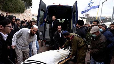 إقامة جنازة إسرائيلي قتل بالرصاص في الضفة الغربية