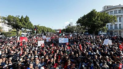 احتجاجات ضد الرئيس التونسي في ذكرى الانتفاضة