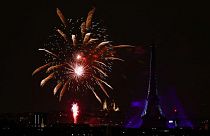 باريس تلغي عروض الألعاب النارية واحتفالات ليلة رأس السنة بسبب أوميكرون