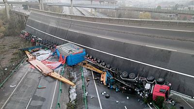 Four people killed in expressway bridge collapse in China's Hubei province Four people killed in expressway bridge collapse in China's Hubei province