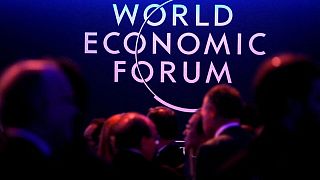 المنتدى الاقتصادي العالمي يرجئ اجتماع دافوس بسبب أوميكرون