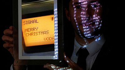 "Merry Christmas" - First SMS sells for over 100,000 euros in Paris auction