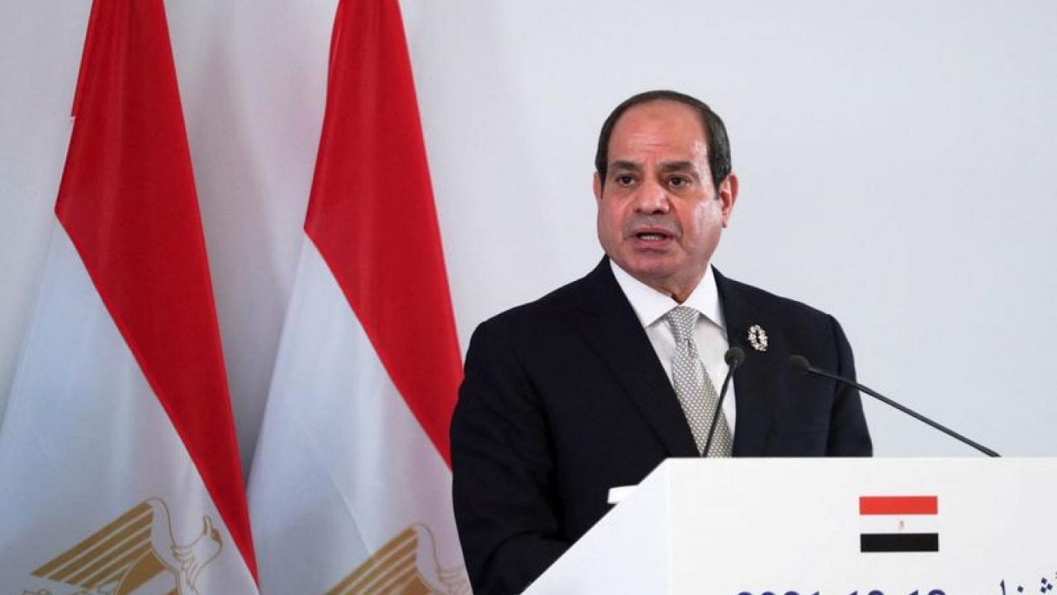 الرئيس المصري يحد من أعداد المستفيدين من الدعم الحكومي للمواد التموينية