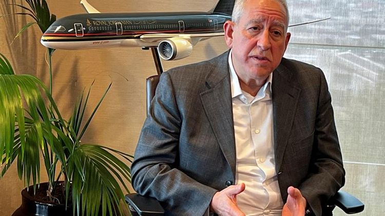 مقابلة- الرئيس التنفيذي للملكية الأردنية: على الأردن دعم الشركة مثل الدول الأخرى