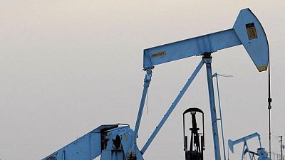 النفط يواصل الصعود رغم انتشار أوميكرون