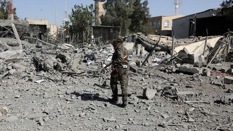 La coalición saudí ataca un campamento militar hutí en la ciudad yemení de Saná