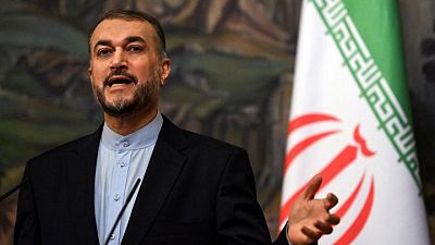 وزير خارجية إيران: السعودية ستمنح تأشيرات لدبلوماسيين إيرانيين وزير خارجية إيران: السعودية ستمنح تأشيرات لدبلوماسيين إيرانيين