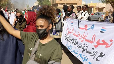 شاهد: تعطل خدمات الإنترنت في الخرطوم قبل احتجاجات
