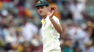 Cricket-Australia win toss, to field in third Ashes test