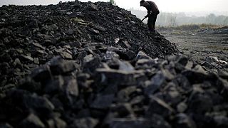 China pone en marcha una gigantesca central de carbón frente a las peticiones de recortes