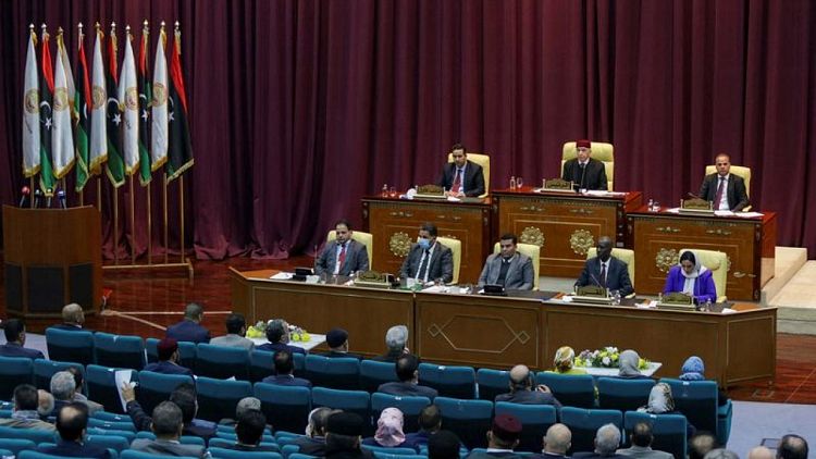 برلمان ليبيا يعلق جلساته دون انفراج الأزمة السياسية