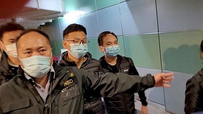 Seis detenidos en la redada de la redacción de un medio prodemocrático en Hong Kong Seis detenidos en la redada de la redacción de un medio prodemocrático en Hong Kong