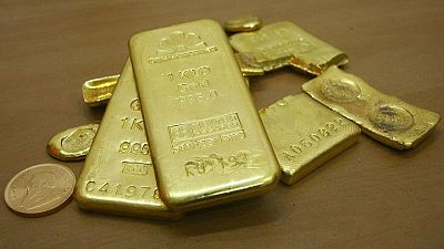 ارتفاع الدولار يُطفئ بريق الذهب