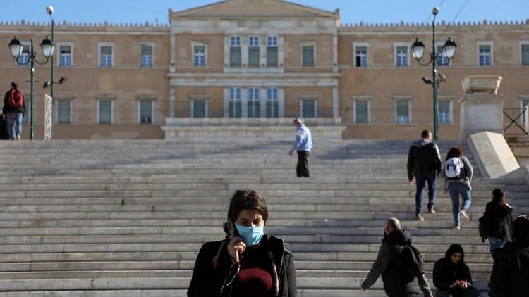 Grecia introduce nuevas restricciones por coronavirus mientras aumentan casos de ómicron