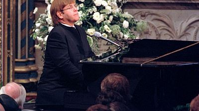 عميد كنيسة وستمنستر طلب السماح لإلتون جون بالغناء في جنازة الأميرة ديانا