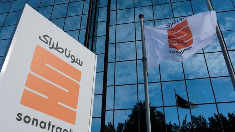 La argelina Sonatrach se prepara para reanudar la exploración petrolera en Libia