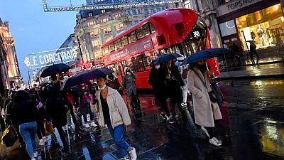UK consumer spending falls sharply in Christmas week