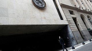 Mercado argentino se derrumba por diferencias públicas con FMI