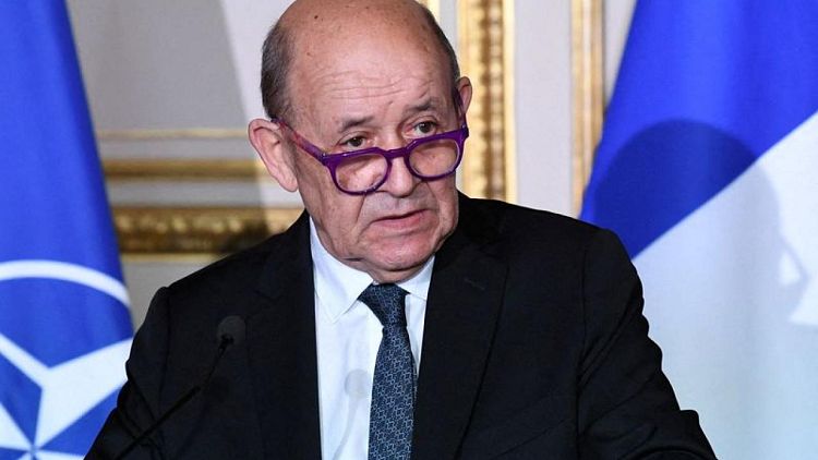 فرنسا: بوتين يحاول تخطي الاتحاد الأوروبي بمحادثات مع أمريكا وحدها حول أوكرانيا