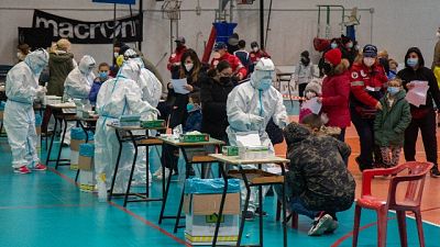 Tasso incidenza a 661,57. Le persone con sintomi sono 205 Tasso incidenza a 661,57. Le persone con sintomi sono 205