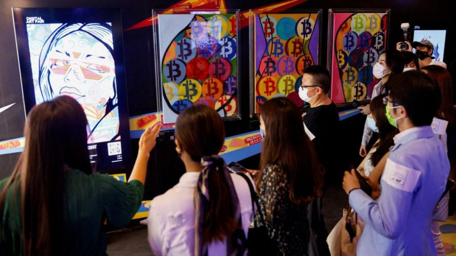 NFT sales hit $25 billion in 2021, but growth shows signs of slowing