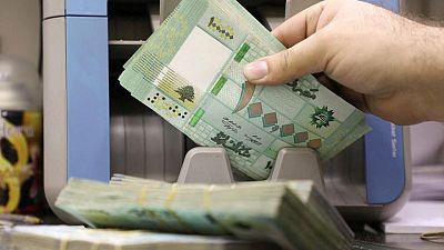 العملة اللبنانية تفقد 15% من قيمتها منذ بداية العام