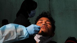 الهند تسجل 194720 إصابة جديدة بفيروس كورونا